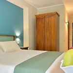 Panoramic מלון 4*