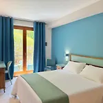 Panoramic 4*