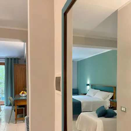 Panoramic 4*