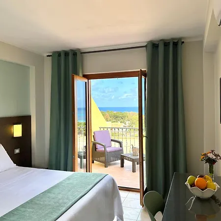 Panoramic 4*