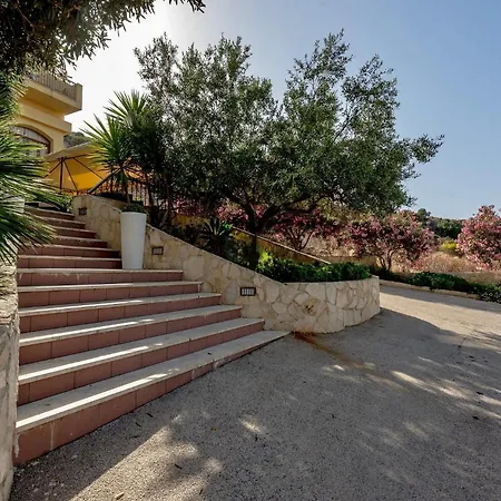 Panoramic Hotel 4*