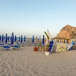 Panoramic 4*