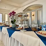 Panoramic Hotel 4*