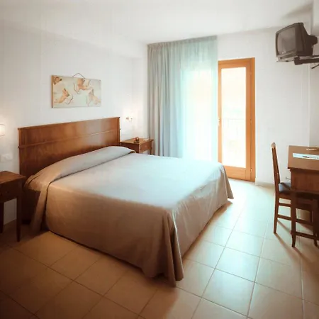 Panoramic 4*