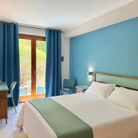 Panoramic 4*