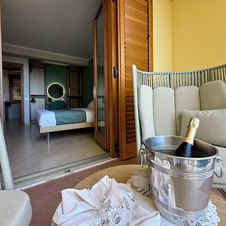 Panoramic 4*